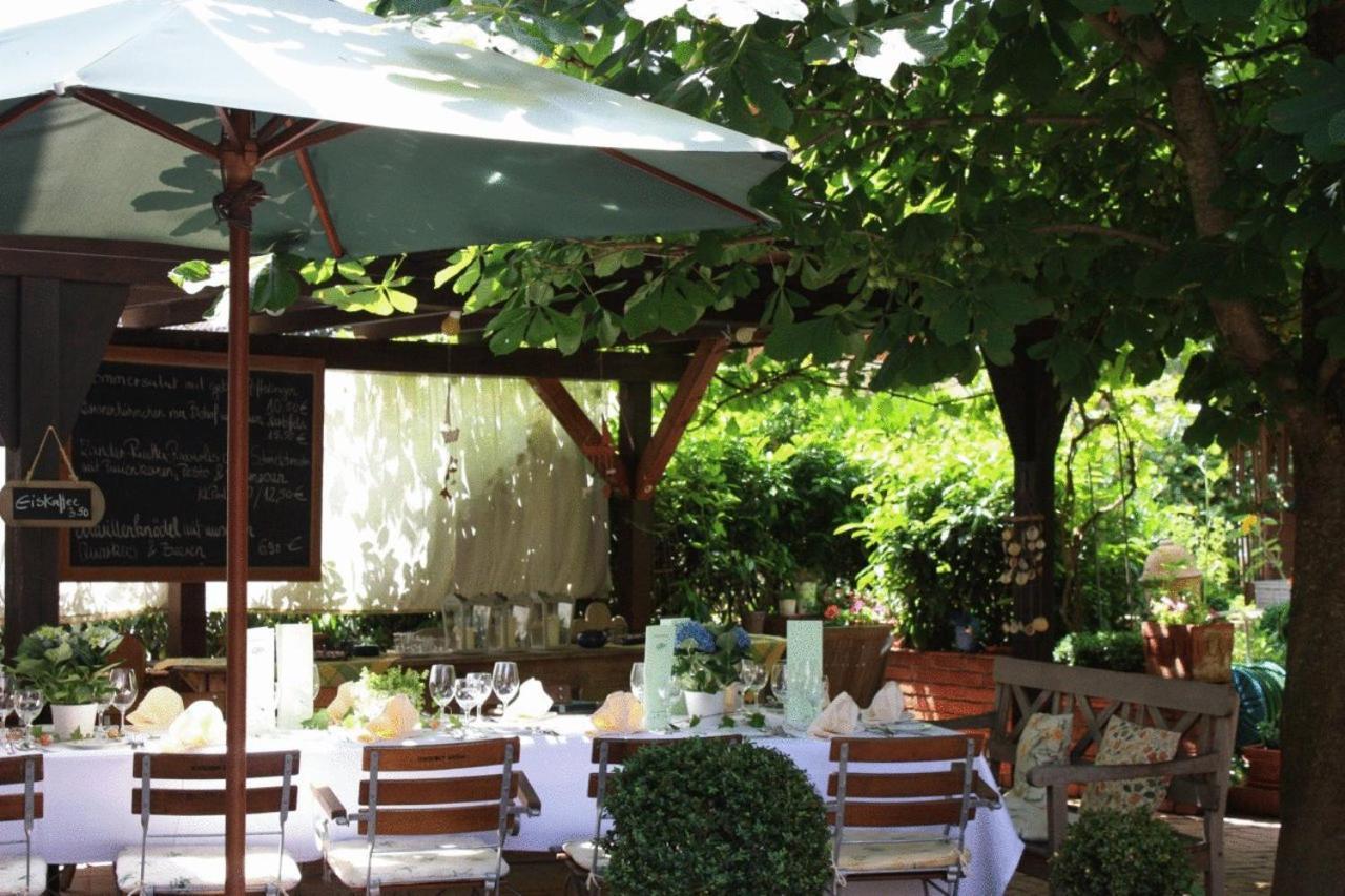 Gasthaus Schwanen & Villa Pfarrhus Stuhlingen Extérieur photo