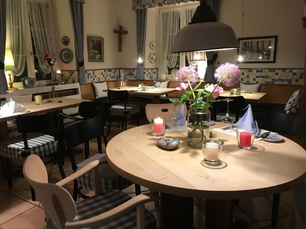 Gasthaus Schwanen & Villa Pfarrhus Stuhlingen Extérieur photo